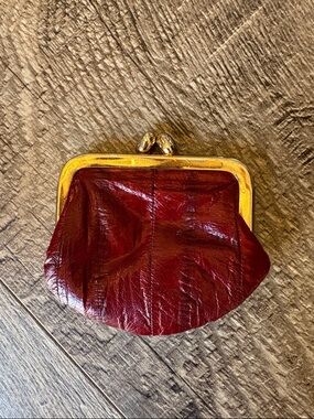 Vintage Leather Lee Sands Kiss-Lock Coin Purse